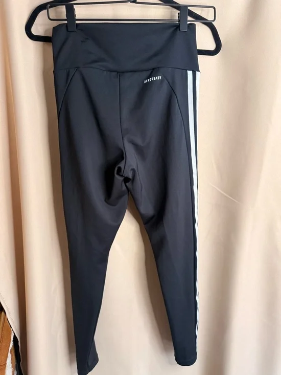 Adidas leggings - Picture 2 of 6